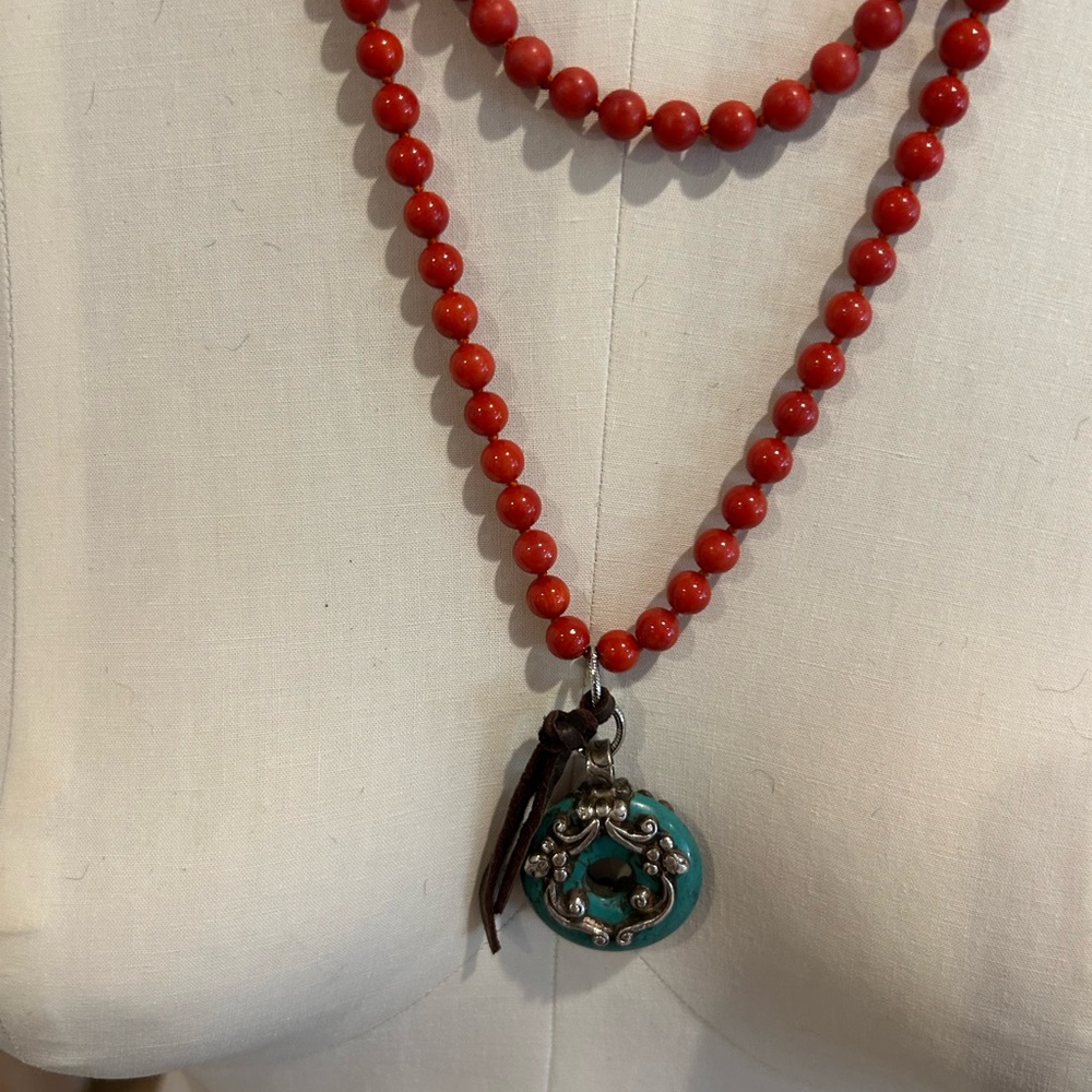 Elegant Coral Beaded Necklace with Turquoise Pendant
